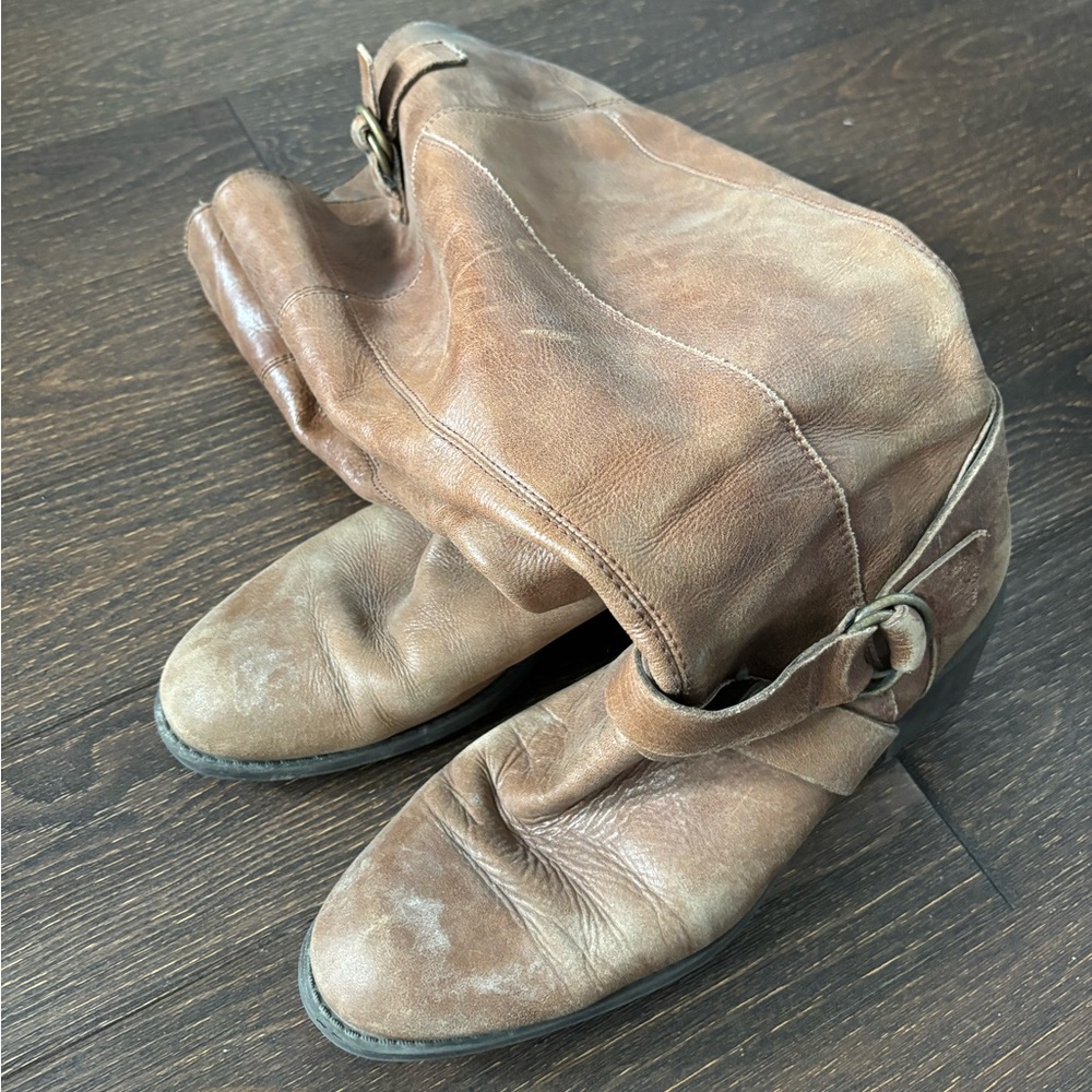DKNYC women’s leather light brown/light cognac size 9.5 US riding boots